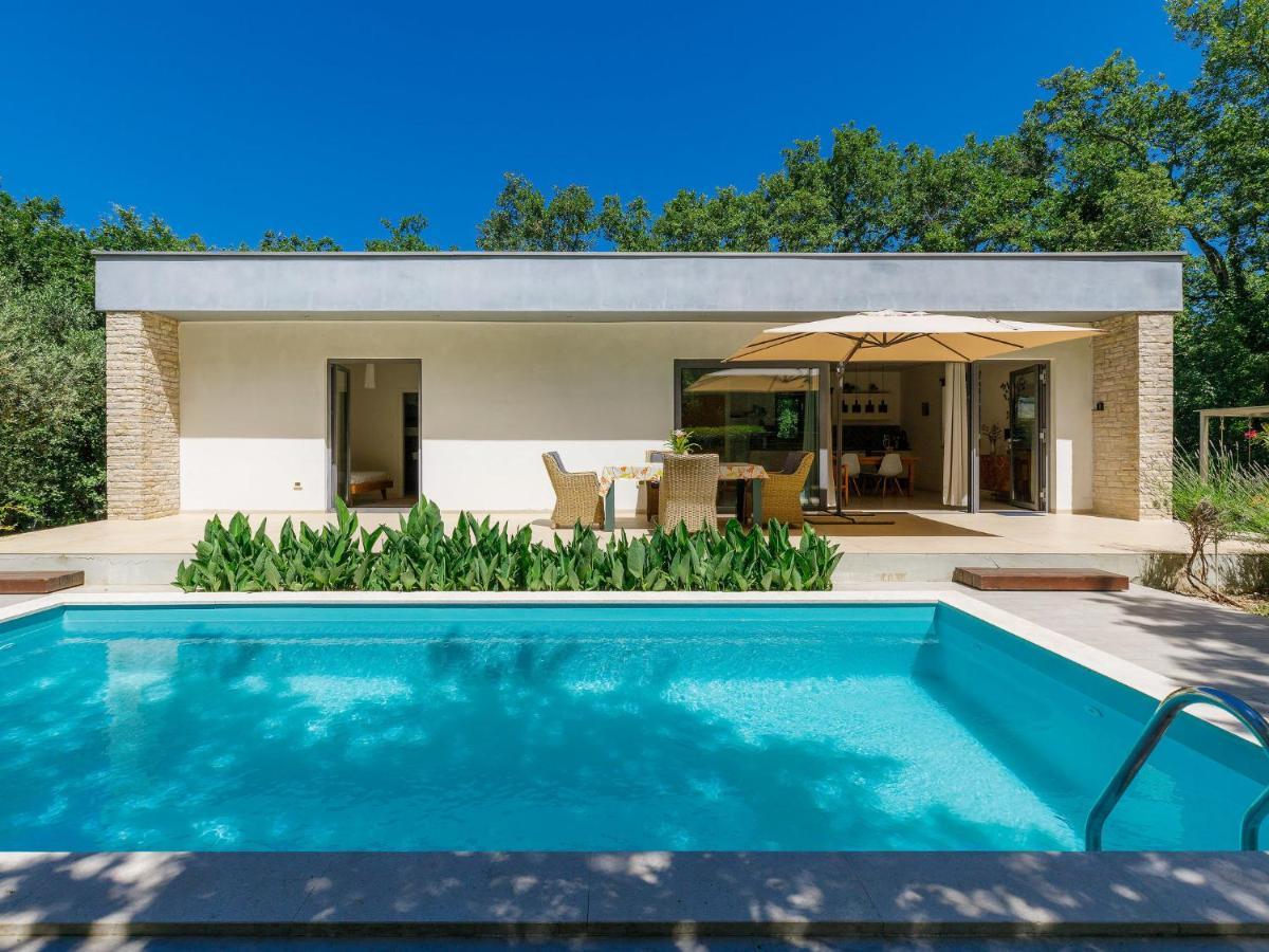 Holiday Home Villa Frleti By Interhome Ουμάγκ Εξωτερικό φωτογραφία