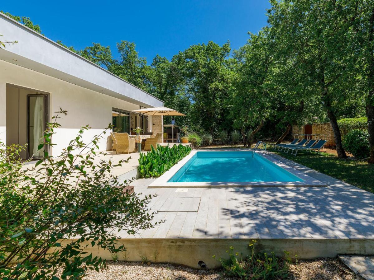 Holiday Home Villa Frleti By Interhome Ουμάγκ Εξωτερικό φωτογραφία