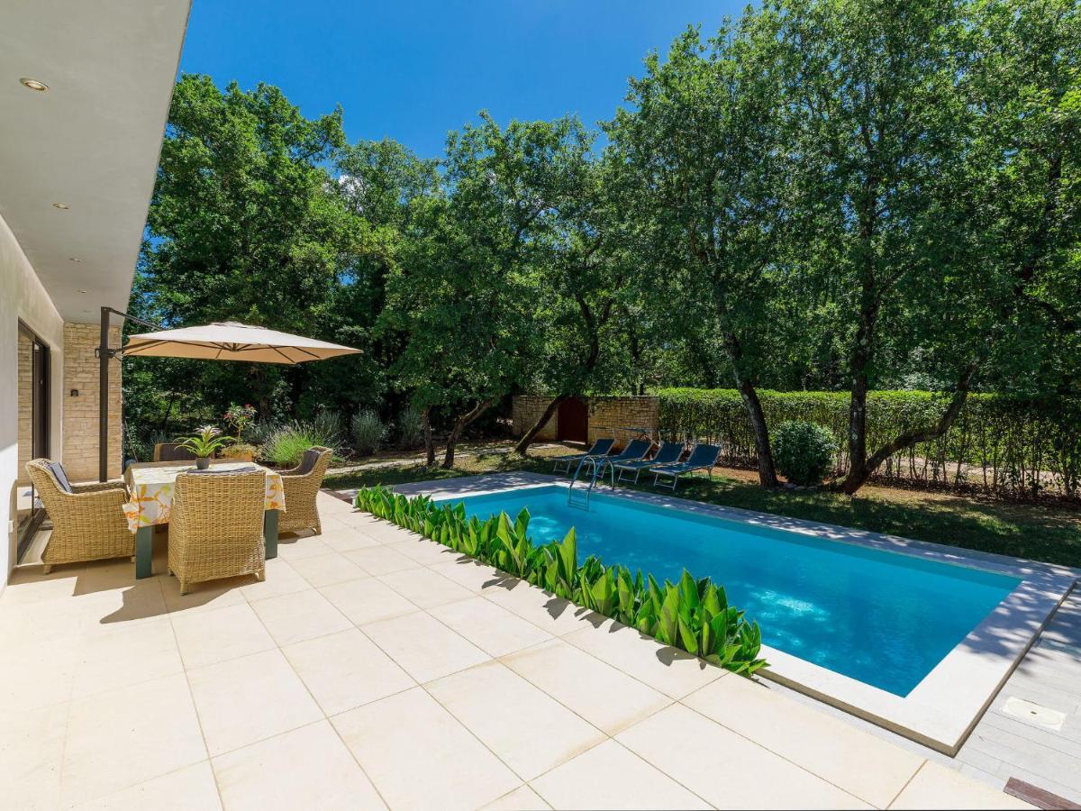 Holiday Home Villa Frleti By Interhome Ουμάγκ Εξωτερικό φωτογραφία