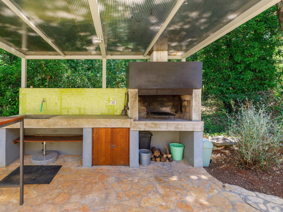Holiday Home Villa Frleti By Interhome Ουμάγκ Εξωτερικό φωτογραφία