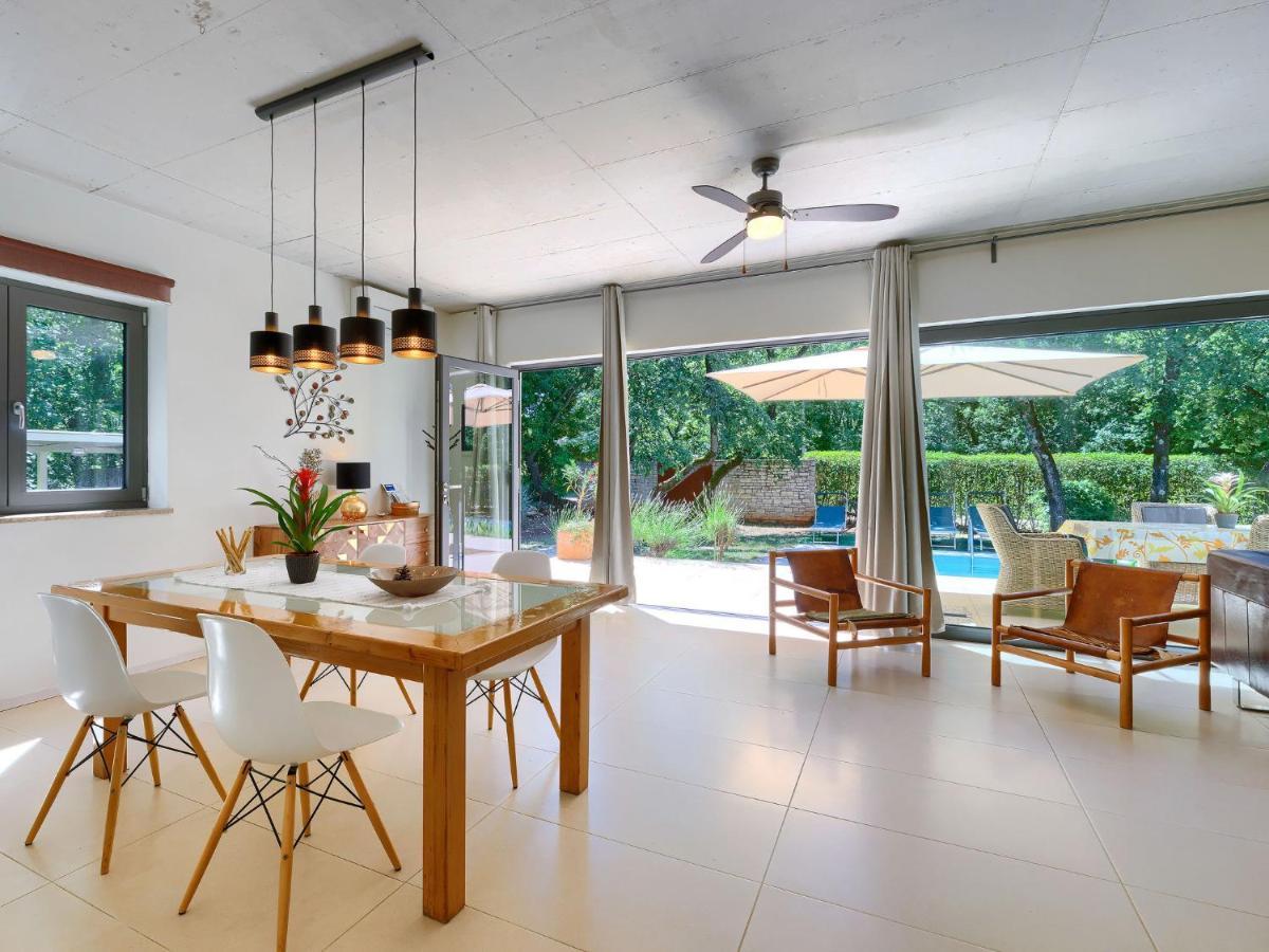 Holiday Home Villa Frleti By Interhome Ουμάγκ Εξωτερικό φωτογραφία