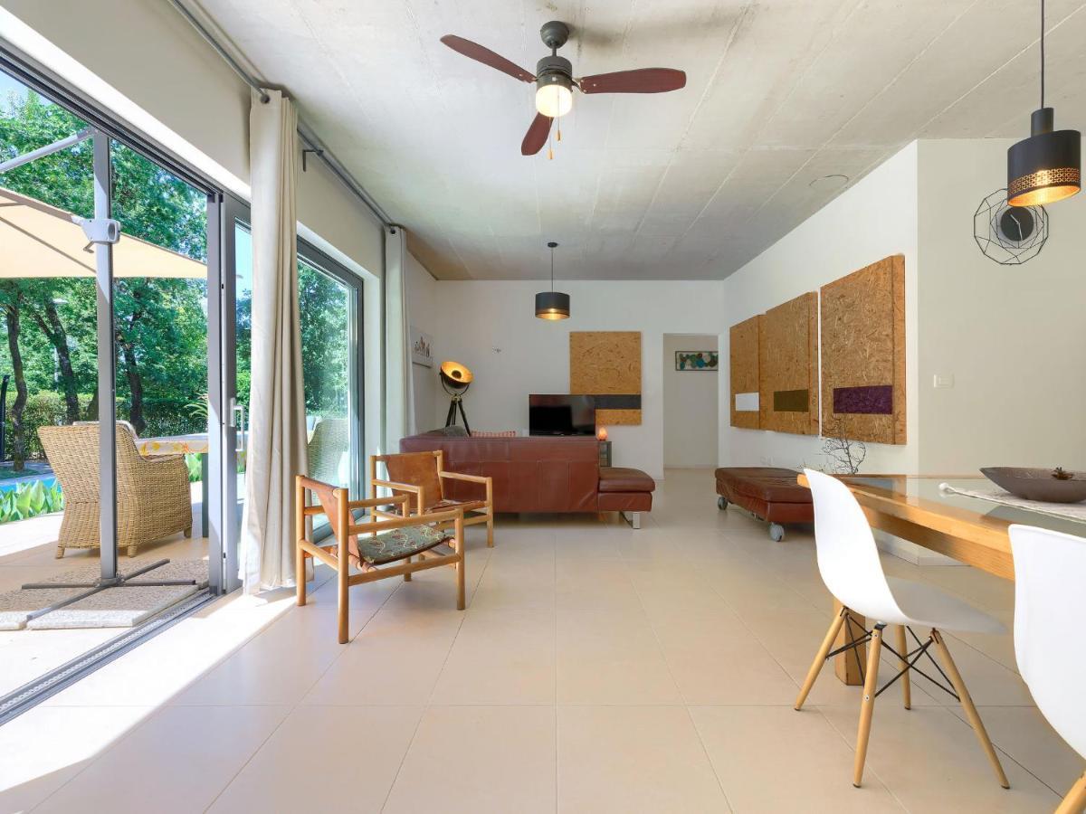 Holiday Home Villa Frleti By Interhome Ουμάγκ Εξωτερικό φωτογραφία