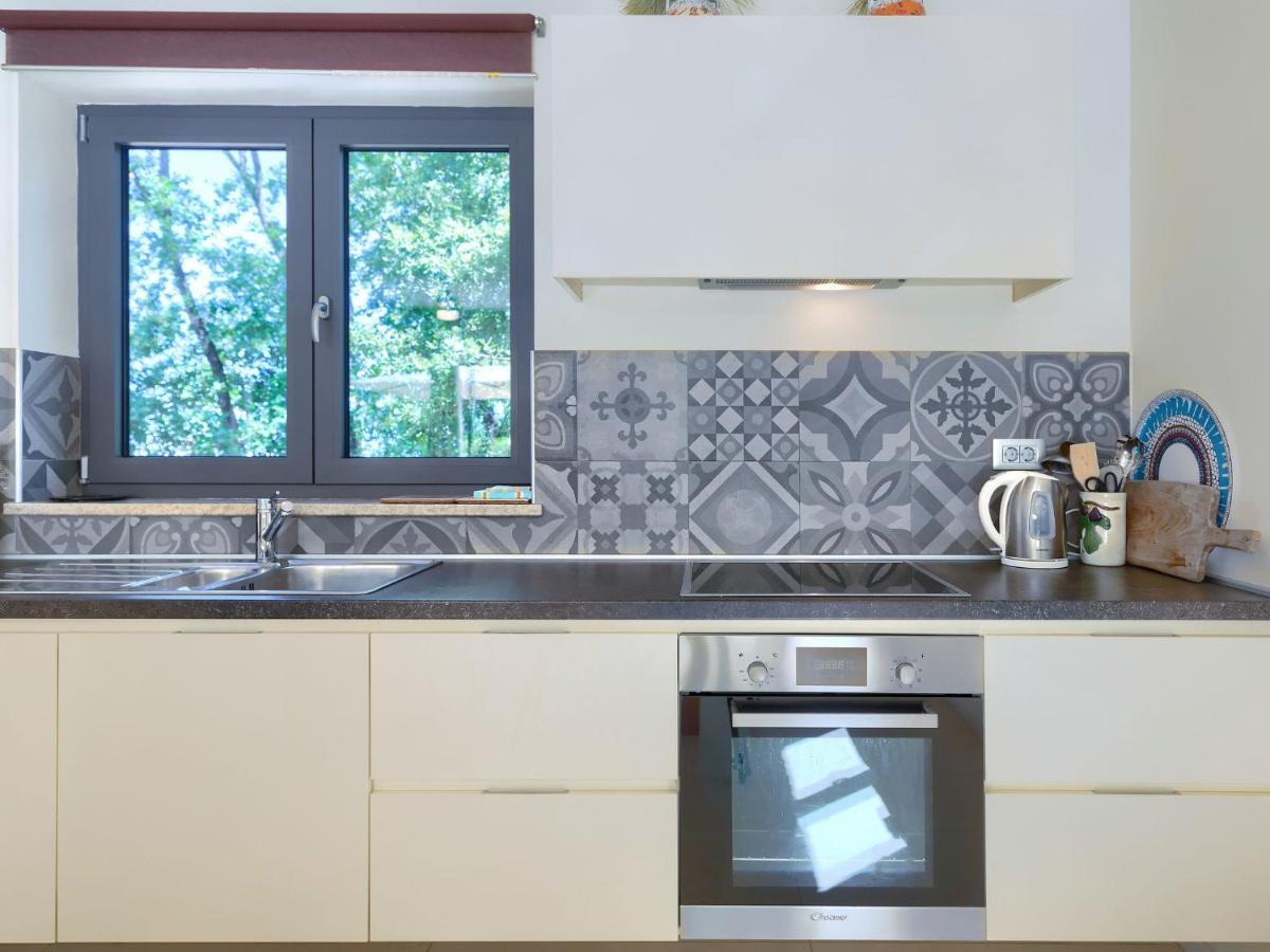 Holiday Home Villa Frleti By Interhome Ουμάγκ Εξωτερικό φωτογραφία